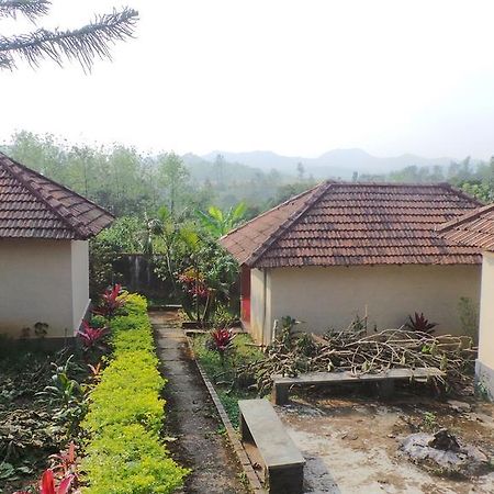 Golf View Cottages Мадикери Екстериор снимка